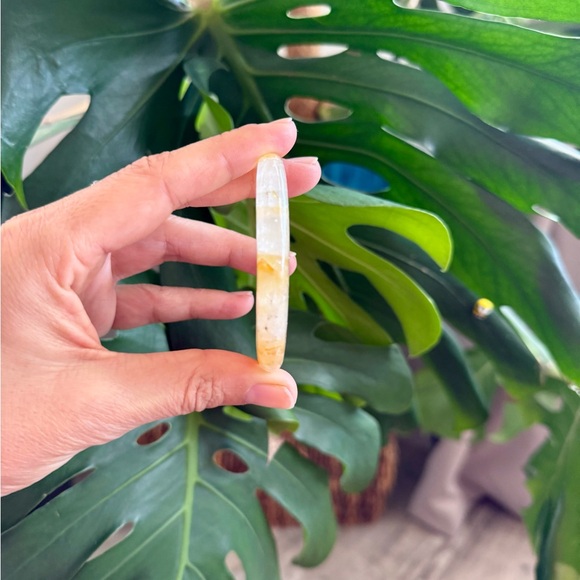 Golden Healer Palmstone - Picture 3 of 4